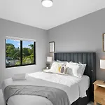 Amazing Townhouse W Free Parking
