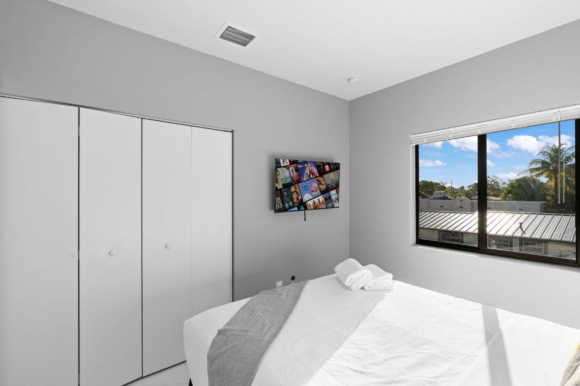 Amazing Townhouse W Free Parking Apartamento *